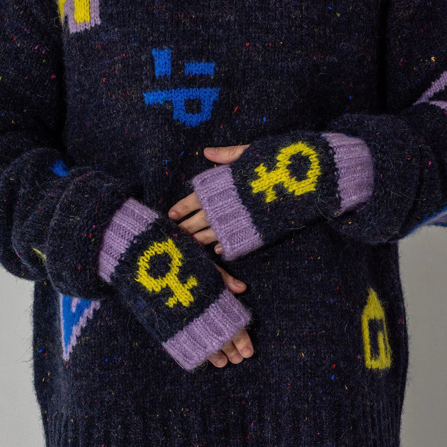 Cosmos Wristwarmers Nyx & Lilac