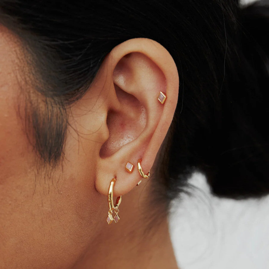 Single Ethereal Clicker Earring Gold