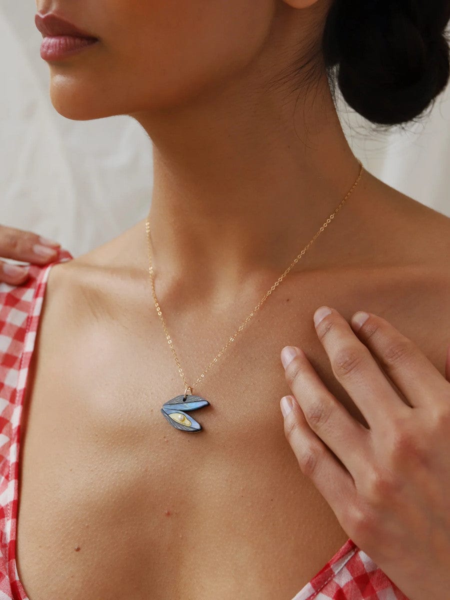 Mussel Necklace