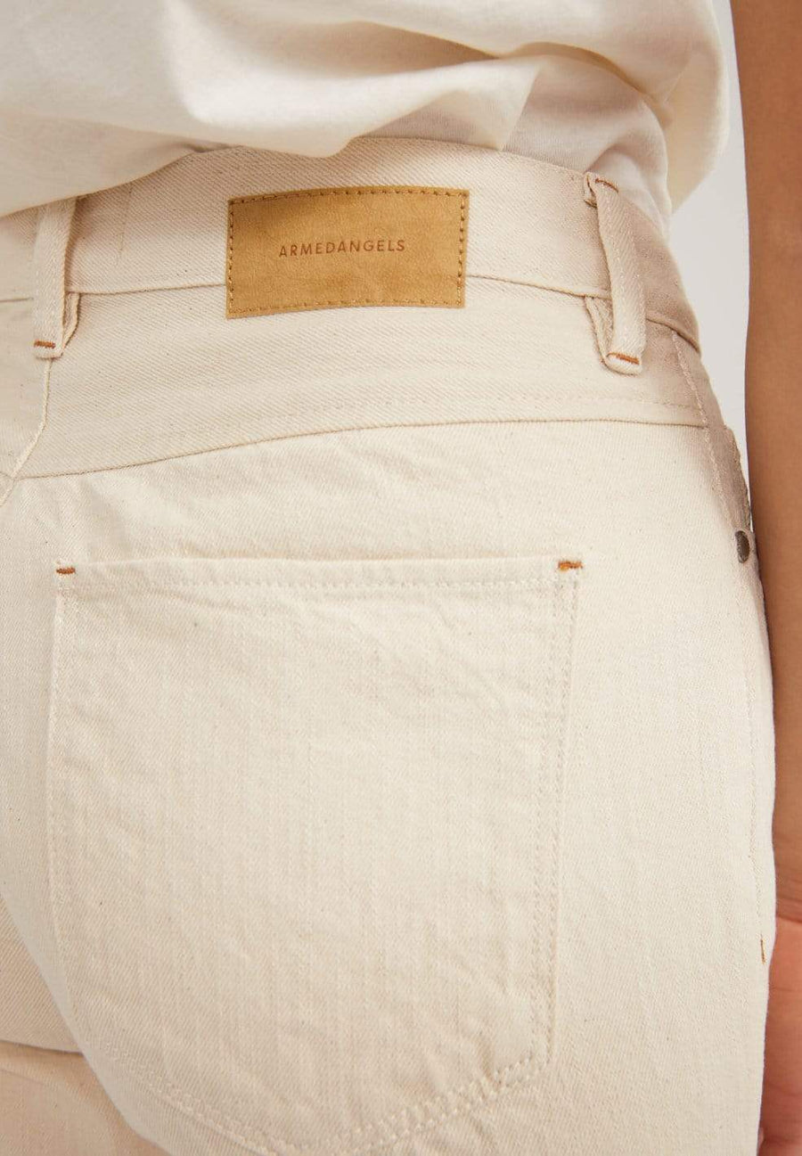 Fjella Cropped Undyed Jeans